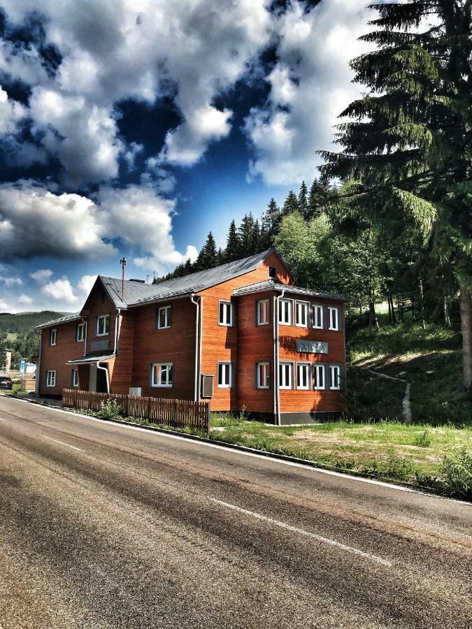Horalka Apartman Pec Pec pod Snezkou Exterior photo